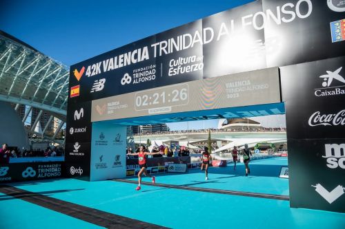 Foto offerta MARATONA DI VALENCIA | 42K, immagini dell'offerta MARATONA DI VALENCIA | 42K di Ovunque viaggi.